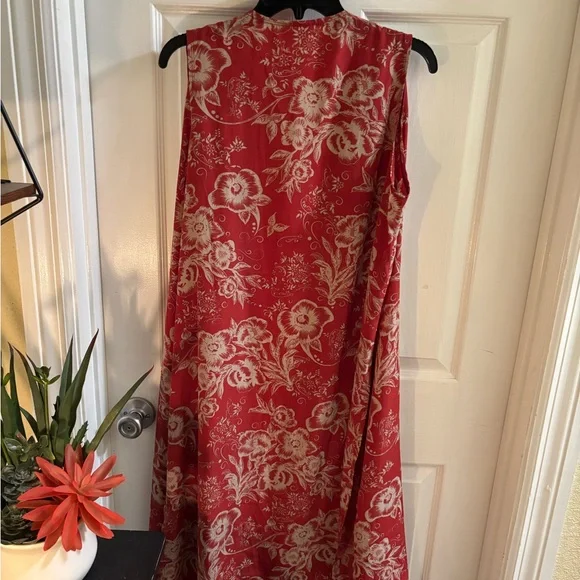 LuLaRoe Red and Cream Floral Boho Maxi Vest, Size M - Picture 3 of 5
